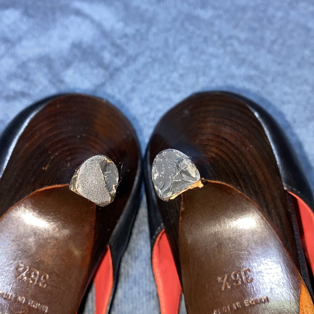 Vintage Bottega Veneta kitten heel shoes. Leather size 36 1/2 US size 6. - Picture 4 of 6